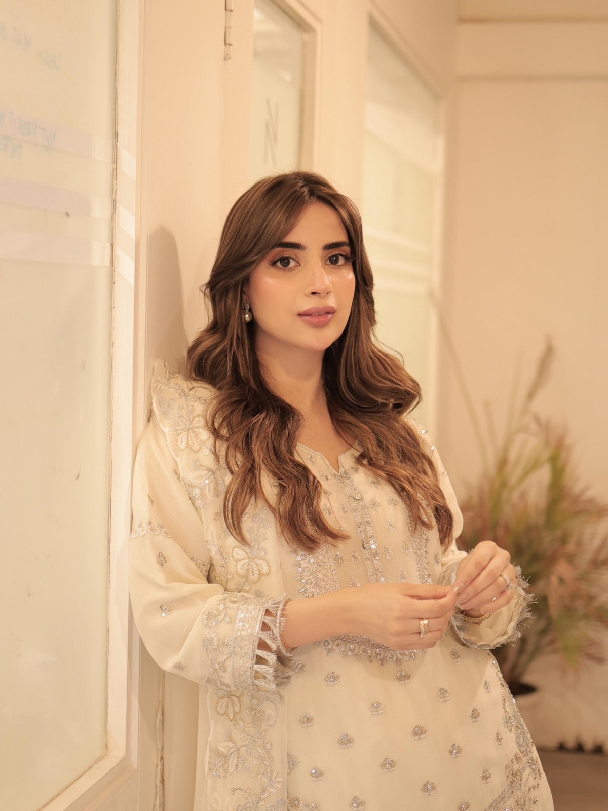 Durr-e-Noor Cream White