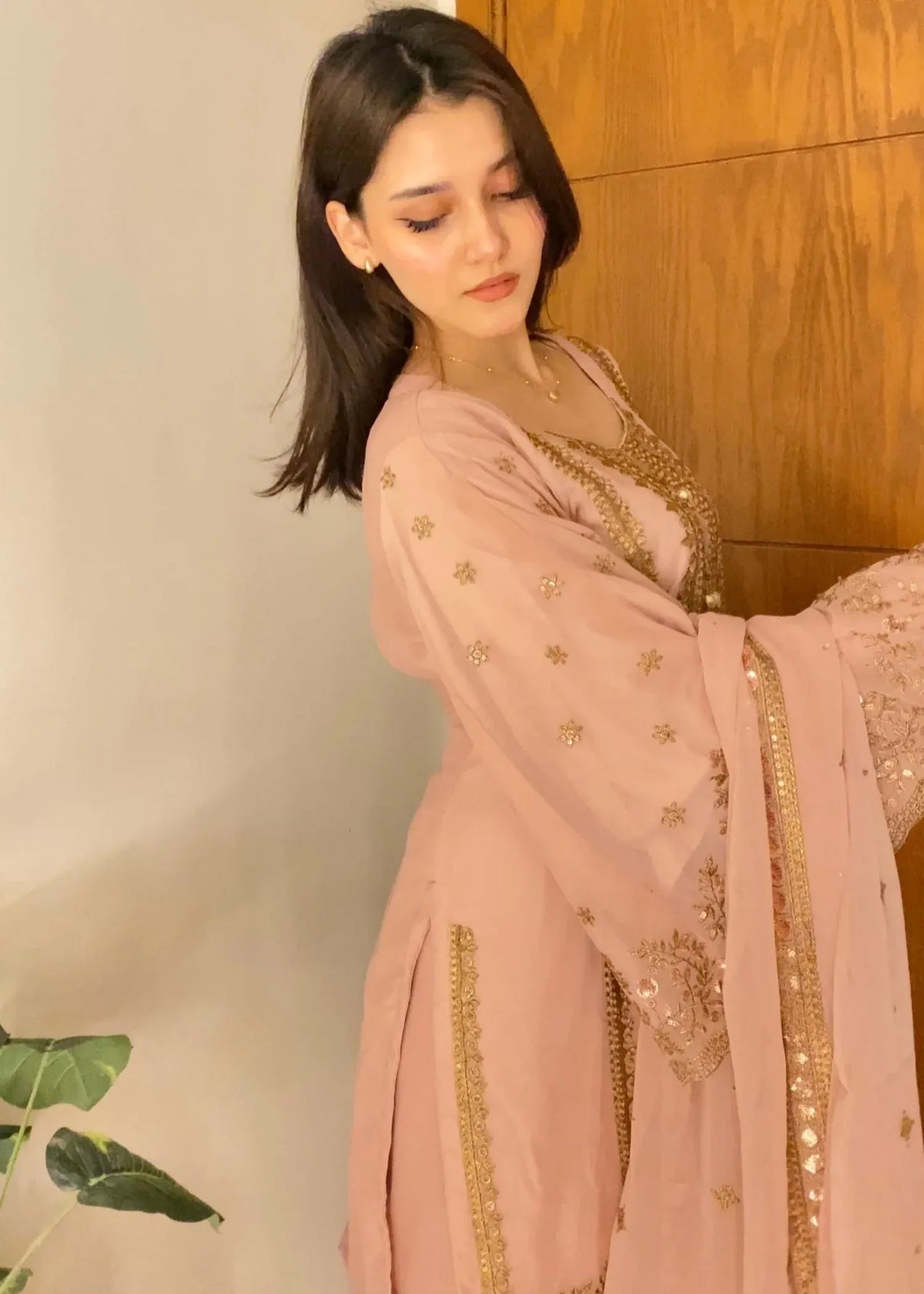 Mehrosh Chiffon Tea Pink Gharara