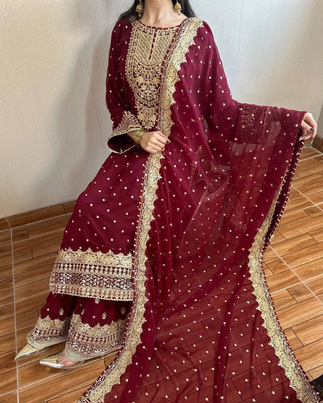Ronaq-e-Mehfil Maroon Farshi Gharara