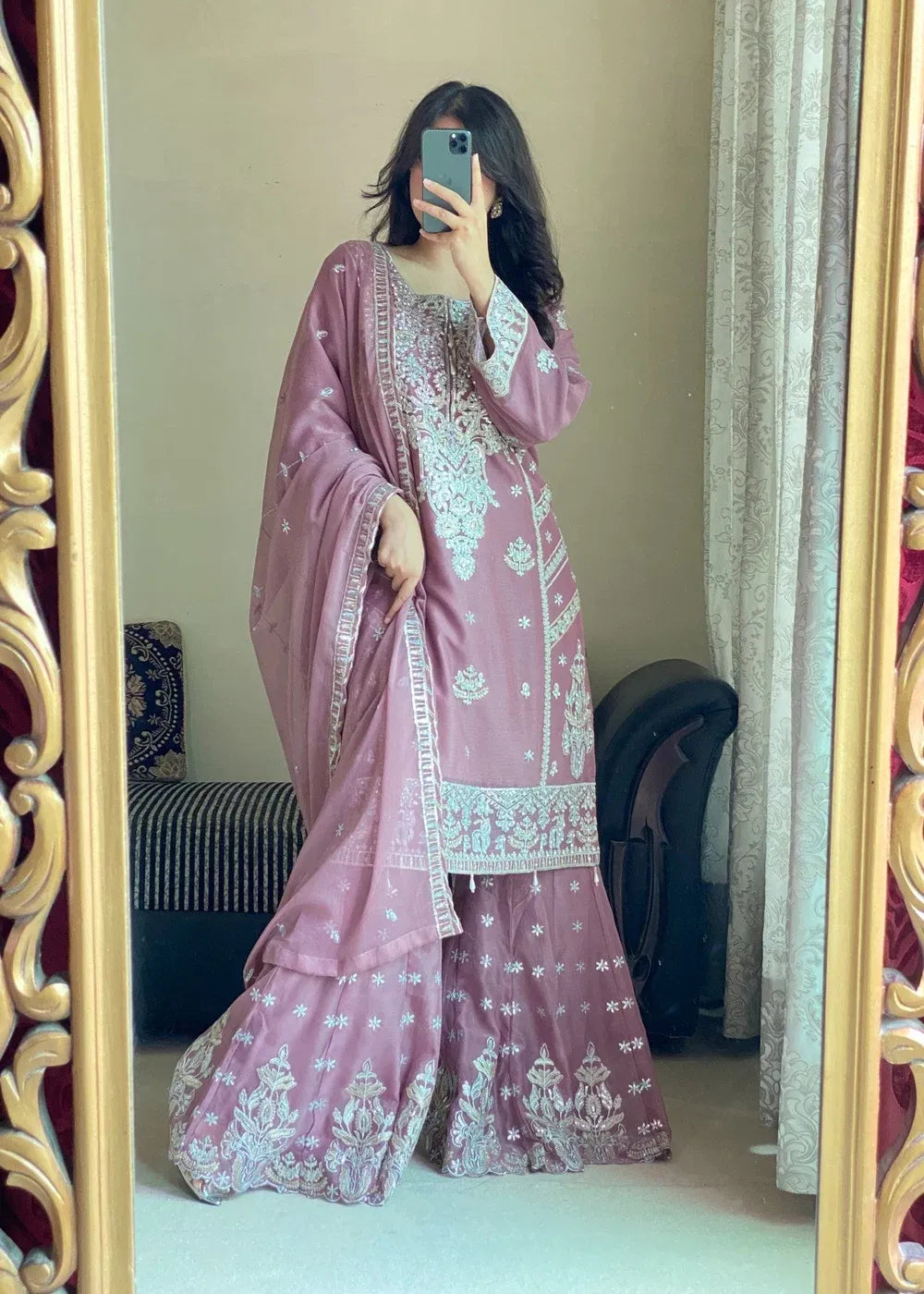 Rang-e-Mehfil Mauve