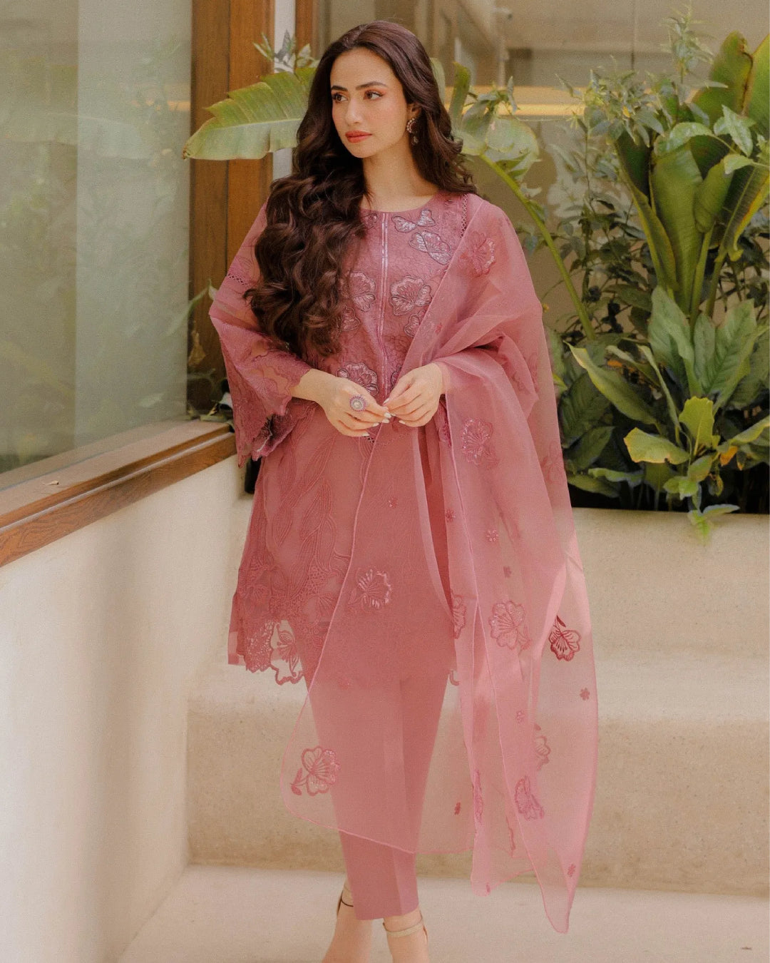 Mahveen Mauve